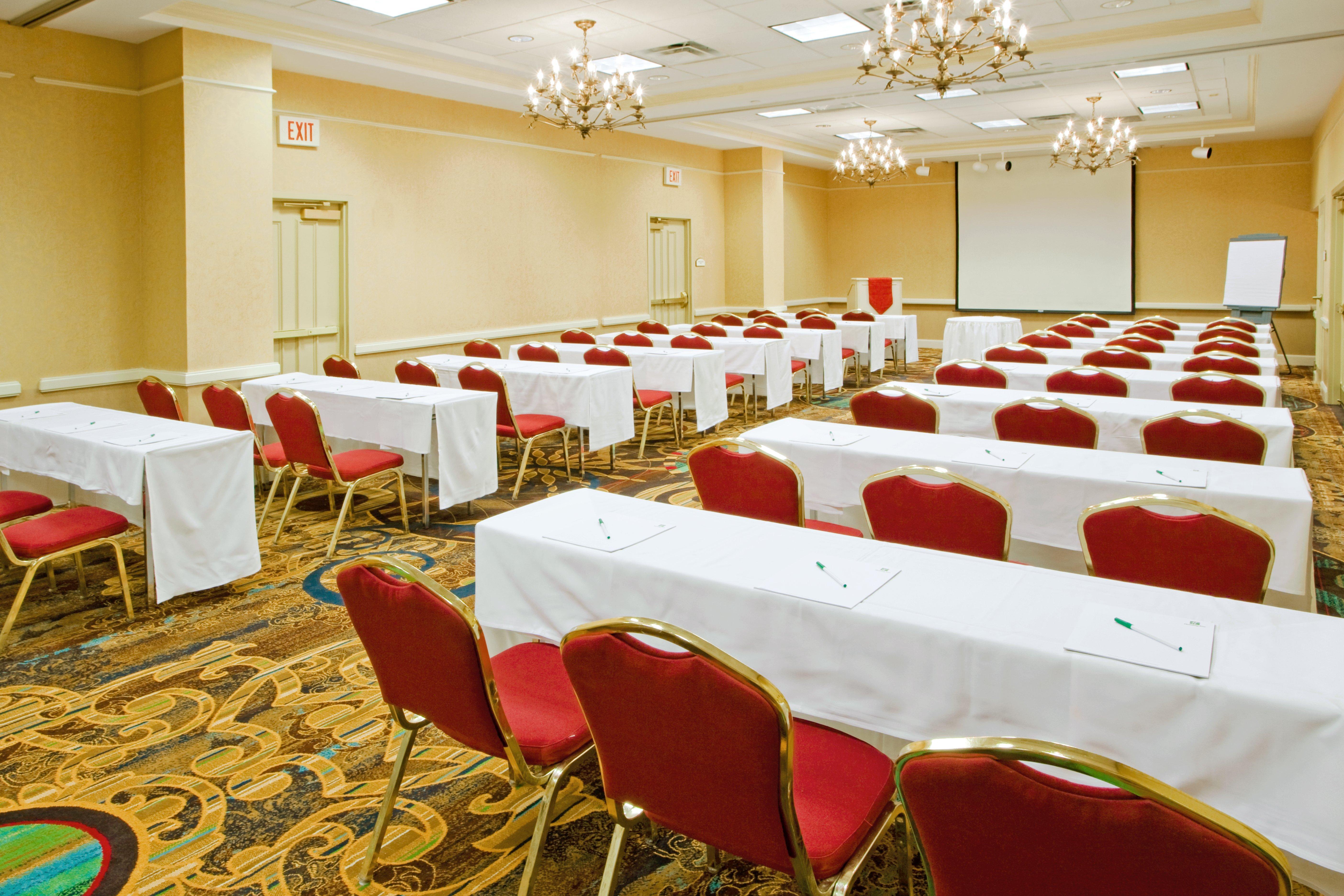 Holiday Inn Chantilly-Dulles Expo Airport By Ihg Exterior foto